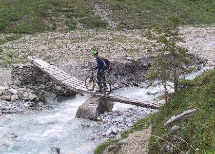 Steg auf dem Weg nach Hof Zurort