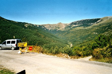 Blick von Fanlo zur "La Cuta": Dahinter versteckt sich die Ordesa-Schlucht